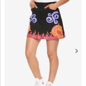 NWT HOT TOPIC Disney Aladdin Magic Carpet Skirt